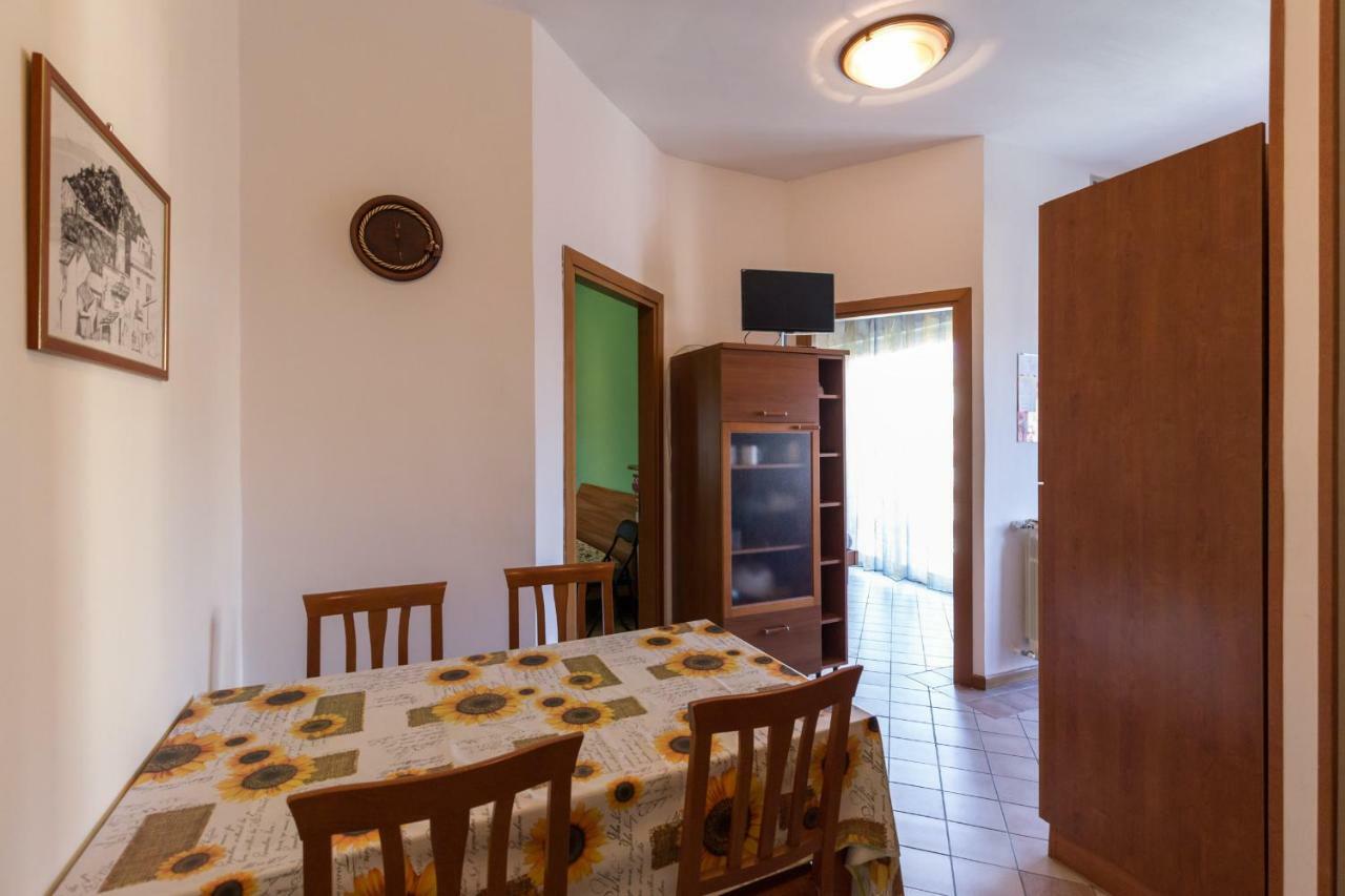 Appartamento Viola Gaeta Exterior foto